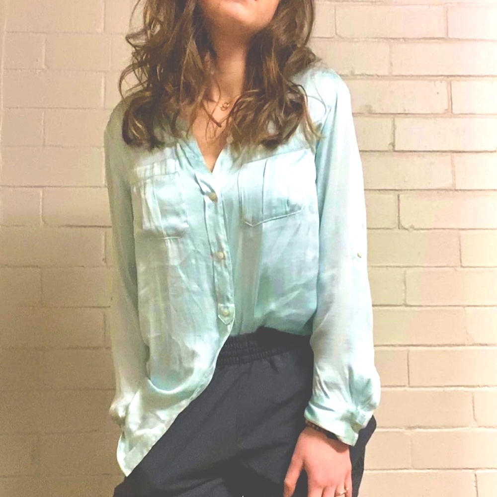 DESIGNER SATIN BLOUSE BANANA REPUBLIC